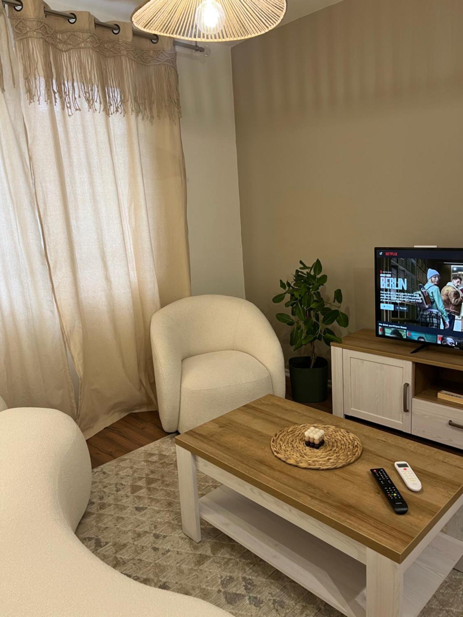Boho Cane Apartment Тирана Екстер'єр фото