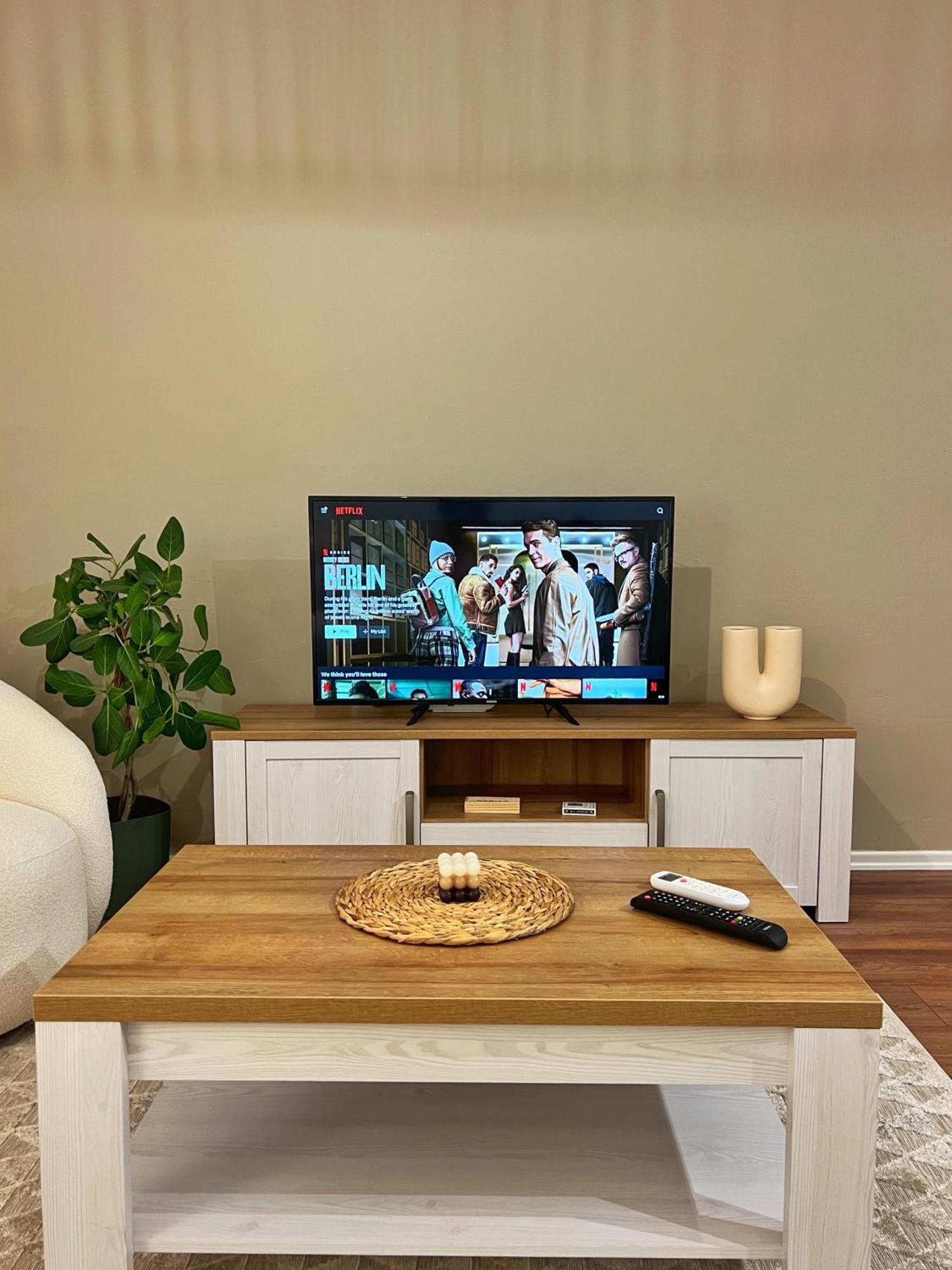 Boho Cane Apartment Тирана Екстер'єр фото